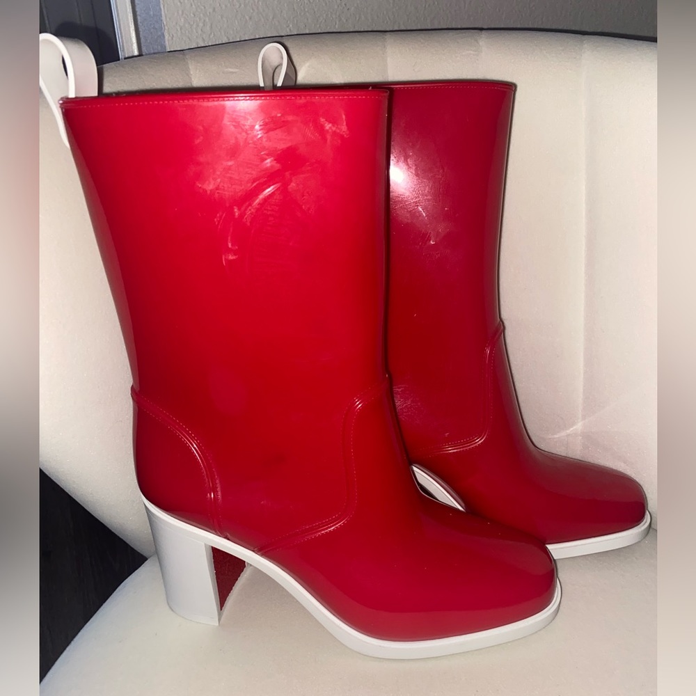 Vibrant 💋Louboutin💋 Boots